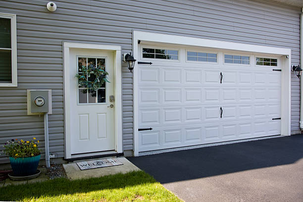 24/7 Emergency Garage Door Panel Replacement experts in Otero County County, NM